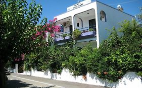 Rosmari Hotel